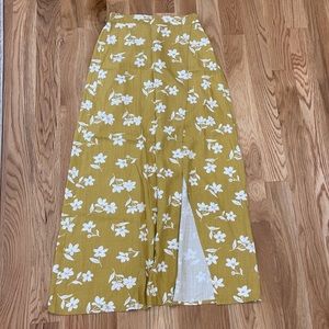 Maxi Skirt with leg slit